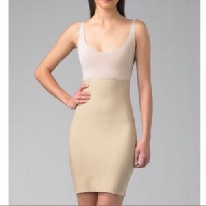 NWT Spanx hide & sleek full slip beige large